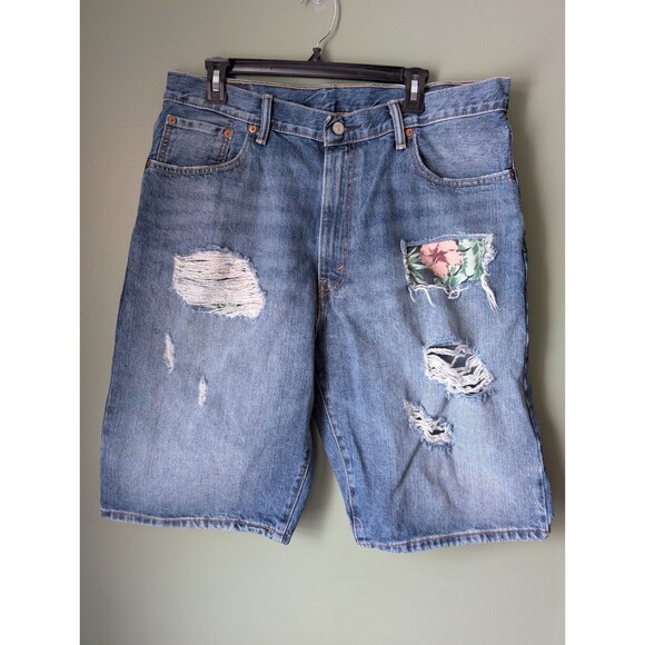 Levis 569 Mens Denim Shorts Size 36 Blue Distressed Jorts Floral Print - Picture 1 of 8